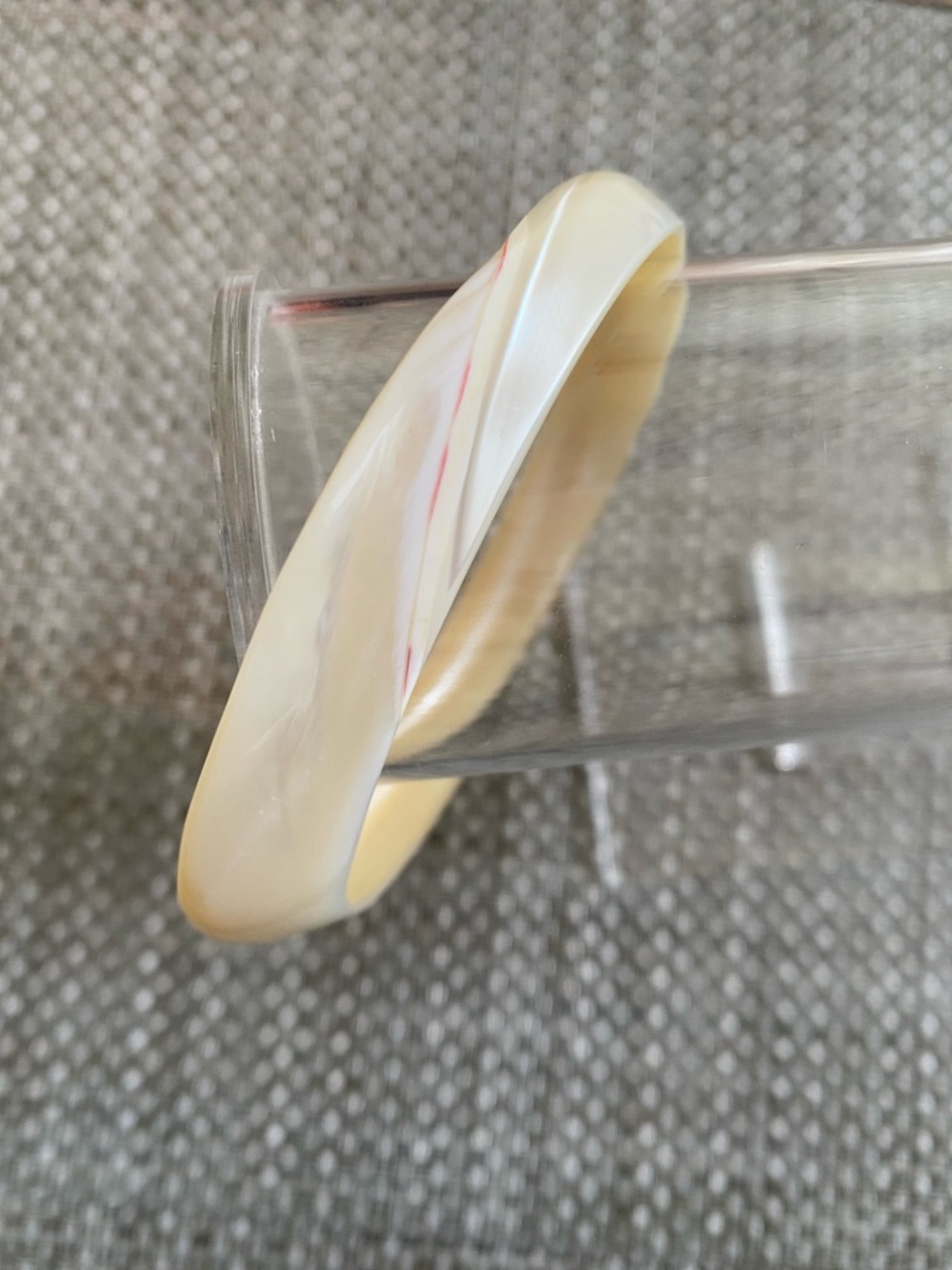 Mother of Pearl Bangle Bracelet - Picture 5 of 16